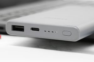 Pin sạc dự phòng Samsung 10 000mAh sạc chính hãng, giá tốt